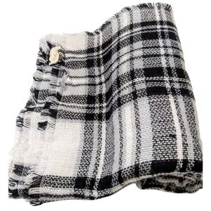 ModCloth Black White Plaid Knit Crochet Fringe Shawl Scarf Wrap Blanket Throw